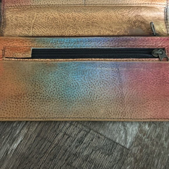 Anuskcha Colorful floral butterfly wallet - Picture 3 of 10